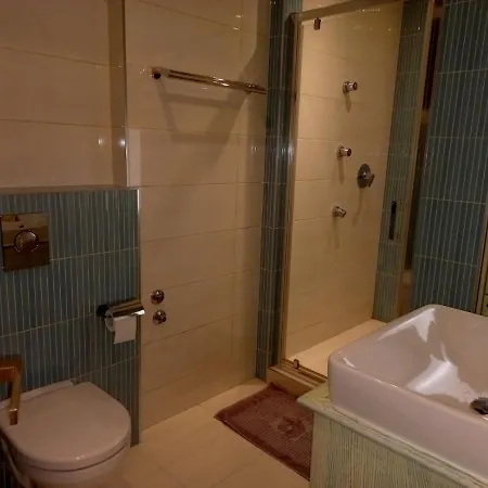 Alex Lux Apartment