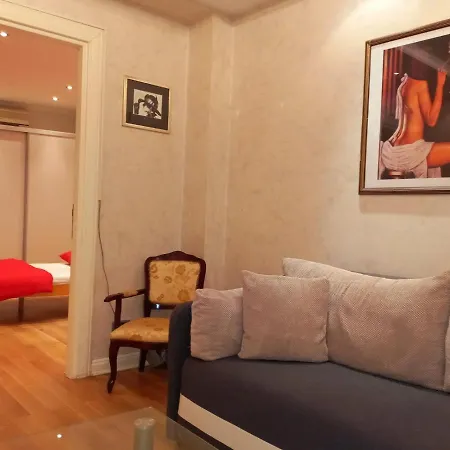 Alex Lux Apartman Belgrád