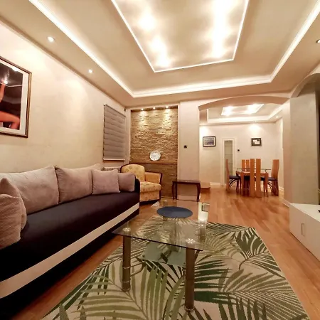 Alex Lux Apartman Belgrád