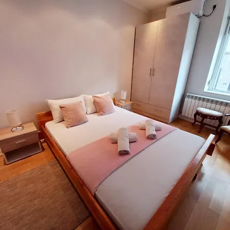 Apartment Alex Lux *